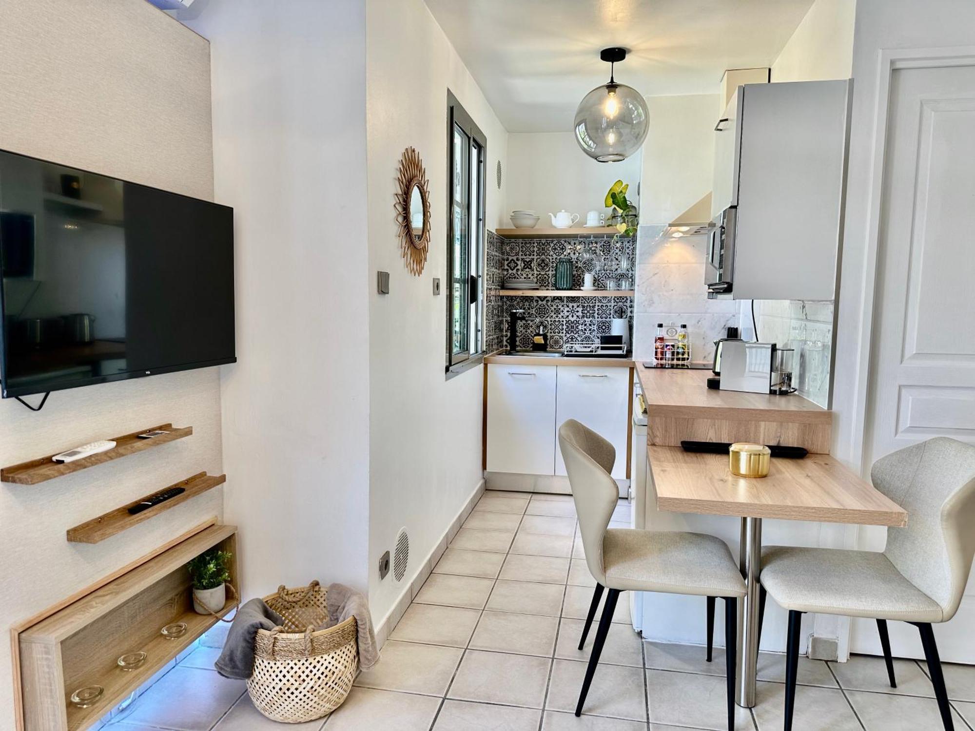Le Coeur Daisy'L Saint Denis Centre Apartment ภายนอก รูปภาพ